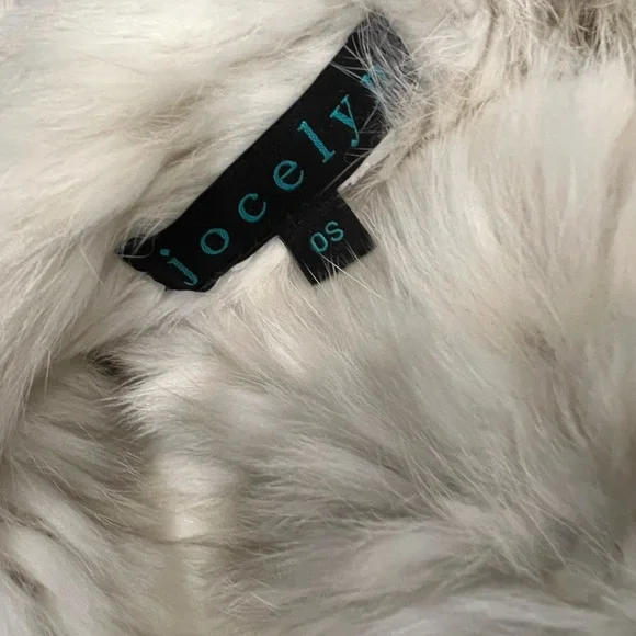 Jocelyn White rabbit fur infinity scarf - worn once - Picture 6 of 6